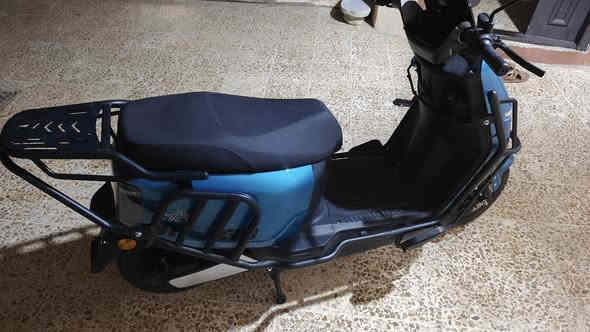 السلام عليكم دراجة شحن للبيع ماركة ساو ملف 3000 واط وبالشحنة الوحدة تمشي من 50 الى 60 كيلو تجي 3 سرعات وسرعتهة 80 ودراجة جديدة بعدهة مدرعة كامل بريكات هايدروليك دسك بريك بالمكان سعرهة 800 وبيهة مجال بسيط وبيهة ضمان بالشرط مكاني كركوك ***********
سبب البيع محتاج فلوس
