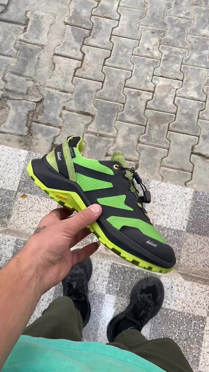 شباب قياس ٤٠ هاي نماذج من القطع وعندي بعد إذا تحب تراسلني اصورلك وادزلك باله أوربي وقطع نضيفه وسعار مناسبه عنواني واسط الكوت حي الحوراء شارع سيد يعقوب توصيل موجود كافه محافظات العراق جملة مفرد موجود شكد متريد


**إذا كنت صاحب هذا الإعلان وتريد حذفه لأي سبب، رجاءا أرسل رسالة إلى الدعم الفني**