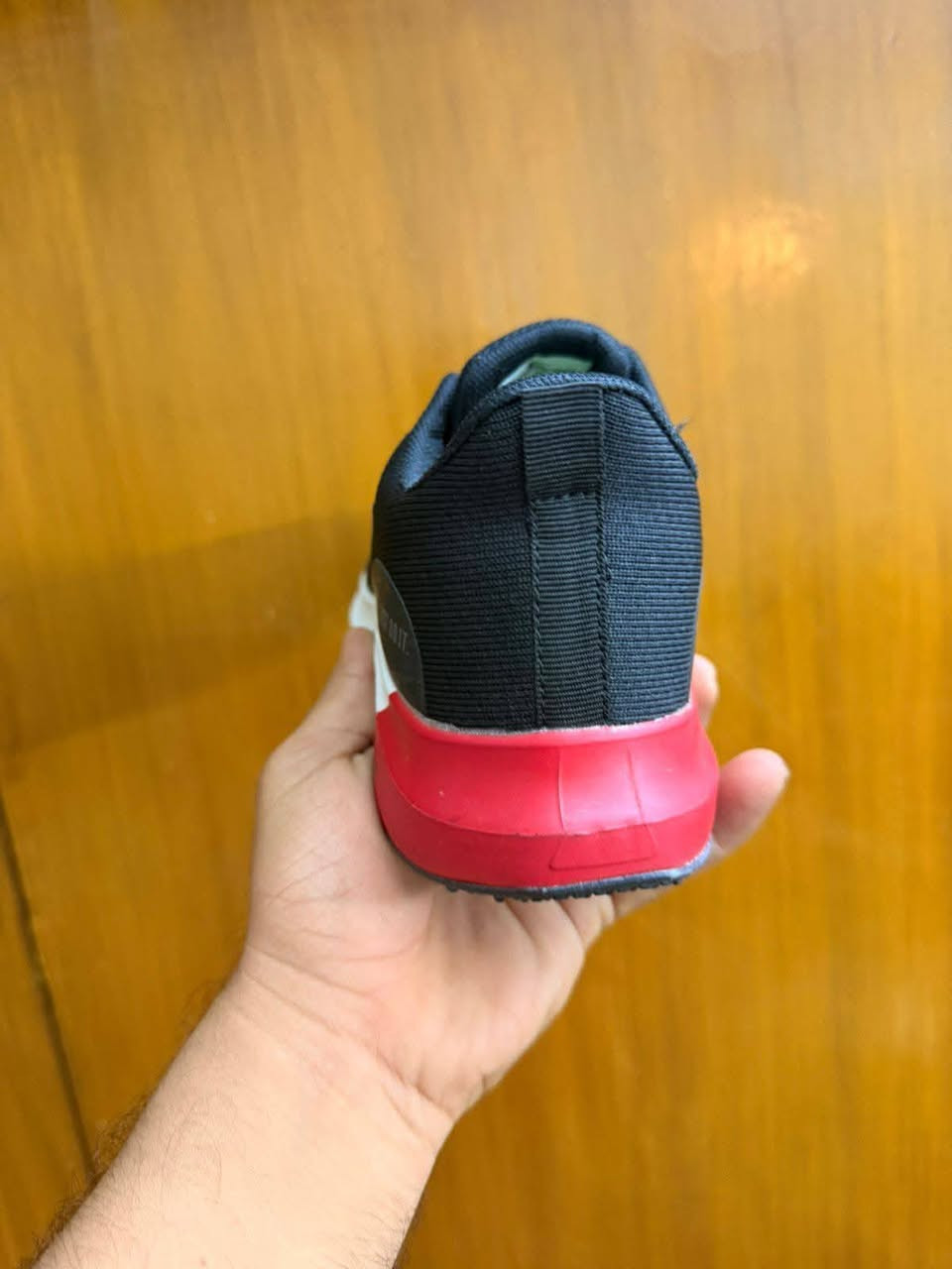 قطعه فيتنامي نايك شرط اصلي اذا مو اصليه لاتستلم الطلب ولاتدفع دينار  السعر ٢٠ الف  والتوصيل مجاني القياس ٤٢ ع اول تم ملاحضه تصفيه محل الله شاهد


**إذا كنت صاحب هذا الإعلان وتريد حذفه لأي سبب، رجاءا أرسل رسالة إلى الدعم الفني**