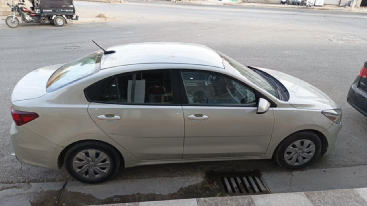 کیاڕیۆ مۆدئل ٢٠١٨
سەیارەکە ئەمریکیە بۆنیدو چەمەلۆخی بۆیاخە
سەنەوی ٣ڕۆژە بەسەر چوە
مواسەفاتی S 
گیڕ ئۆتۆماتیکو عادى
دوگمەی سپۆڕت 
نیزامی eco
تحدیدسورعەو سوکان ڤۆلیۆم 
گئڕو مەکینەو ساردوگەرم و تەقەورەقە بەشەرت 
٦٥هەزرامایل ڕۆشتوە سەیارەکە  
١٠٤گەلاو مامەڵەیەکی کەم 
***********
