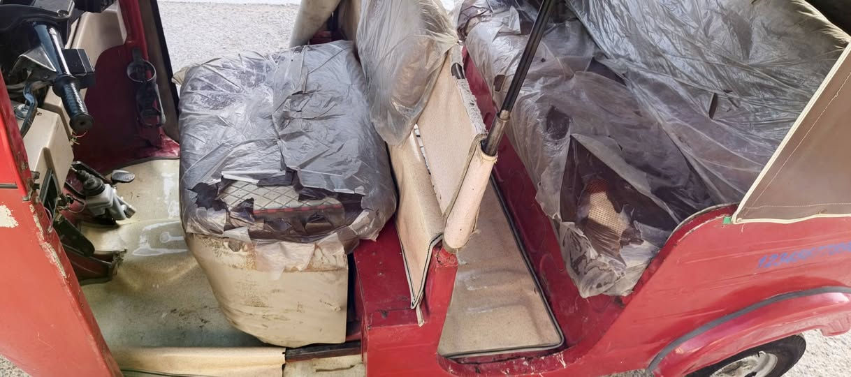 السلام عليكم
تكتك موديل 18 نضيفه كشرها نضيف وتجفيت شركه جديد المكينه نضيفه ناقصها بس كهربائيات مكاني بغداد الشعب قرب سوق أربع تالاف تحويل شوكت ما تريد ***********
