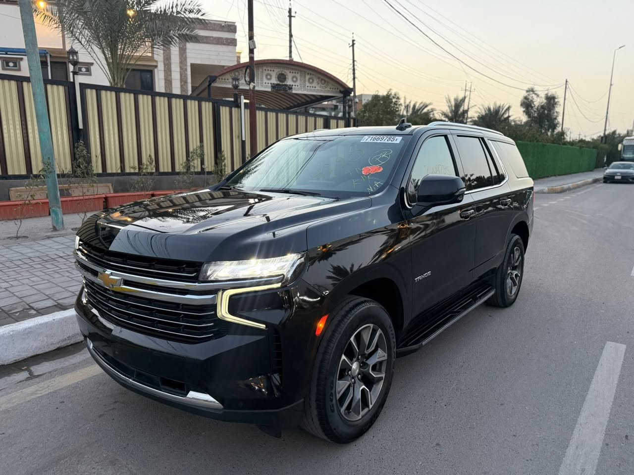 سلام عليكم عندي شوفرليت تاهو موديل 2021 داخل جديد داخله بكتاب دبلوماسي تترقم حره بسم المشتري مواصفاته LT مواصفات كشنات جلد كشنات كهربائيه كشنات منفصله بصمه شاشه كار بلي بنوراما ويل كب حجم 18 بلاك كامرات عدد5 مري اشاره مري رادار مري كامره مري شفط سايد بريك بصمه صندوك كهربائي تشغيل عن بعد دوسات بلاك شحن الهاتف تلقائي مواصفاته فول 1/1 مكفوله كفاله عامه بدون حادث بدون غرق صور امريكا بلمنشور رايده 440 وبيه مجال وهاذه رقمي *********** اخوان ممتواجد عله الفيس
