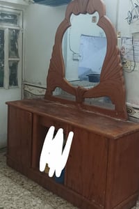 ميز تواليت • نضيف • حمام