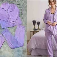 بجامة نسائي  خمس قطع  يتوفر بيع جملة ومفرد واتساب 07800192797