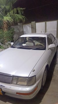 كراون • لؤلؤي • كفالة