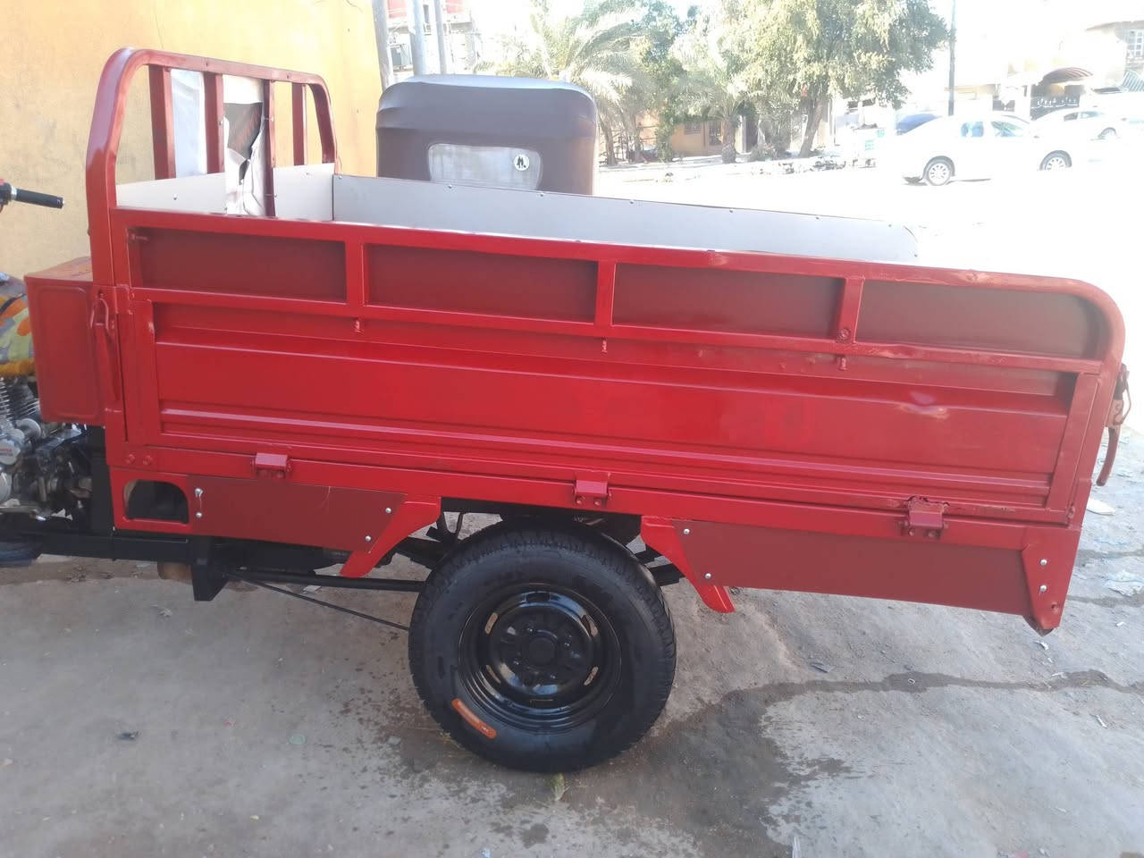 السلام عليكم ستوته للبيع موديل 15 بيها ماكينه 25 مقفوله كفاله عامه مكان كربلاء حي الغدير ستوته حلوه ونظيفه كل شيء ما عايزه تشتغل سلف كهربائيات كلها شغاله ما متواجد على الفيس الرقم ***********
