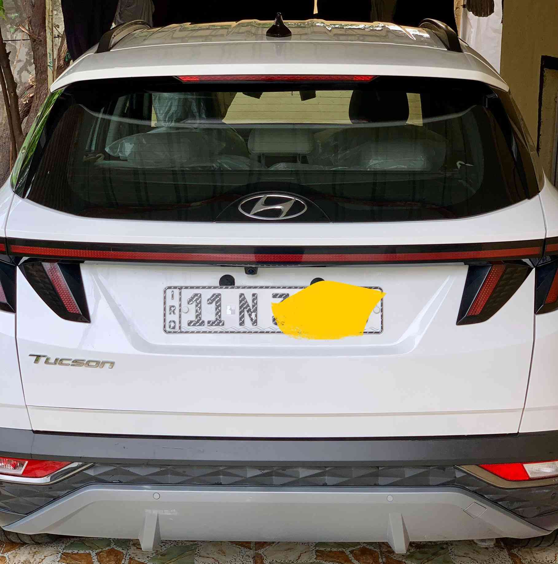 السلام عليكم
هونداي توسان موديل 2024 خليجي 

محرك 2000
فول مواصفات ماعدة البنروما
مواصفاتهة :-
١:-حساسات امامية خلفية 
٢:-شاشة كبيرة 
٣:-ابل كار بلي 
٤:-اندرويد اوتو 
٥:-مثبت سرعة 
٦:-كامرة خلفية 
٧:-كشنات كهربائية 
٨:-مري شفط 
٩:-بصمة 
١٠:-تشغيل عن بعد 
١١:-عدادات ليزرية 
١٢:-لايتات زينون ولد بلادي 
١٣:-بكلايت لد متصل 
رقمها بغداد 
سعرها ٢٢٠ وبيها مجال لشراي
مكاني ديالى
للتواصل والاستفسار ***********/
واتساب
***********
