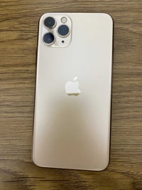 ايفون ١١ برو • ٢٥٦ • بطارية ٨٣