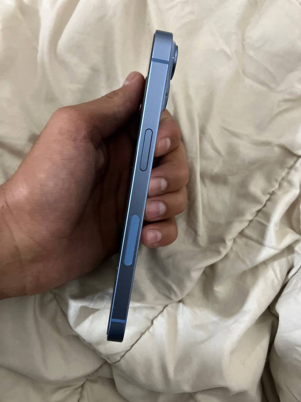 iPhone 14
ذاكرة 128
البطارية 87%
الجهاز نظيف 
سعره 330 وبي مجال بسيط


**إذا كنت صاحب هذا الإعلان وتريد حذفه لأي سبب، رجاءا أرسل رسالة إلى الدعم الفني**