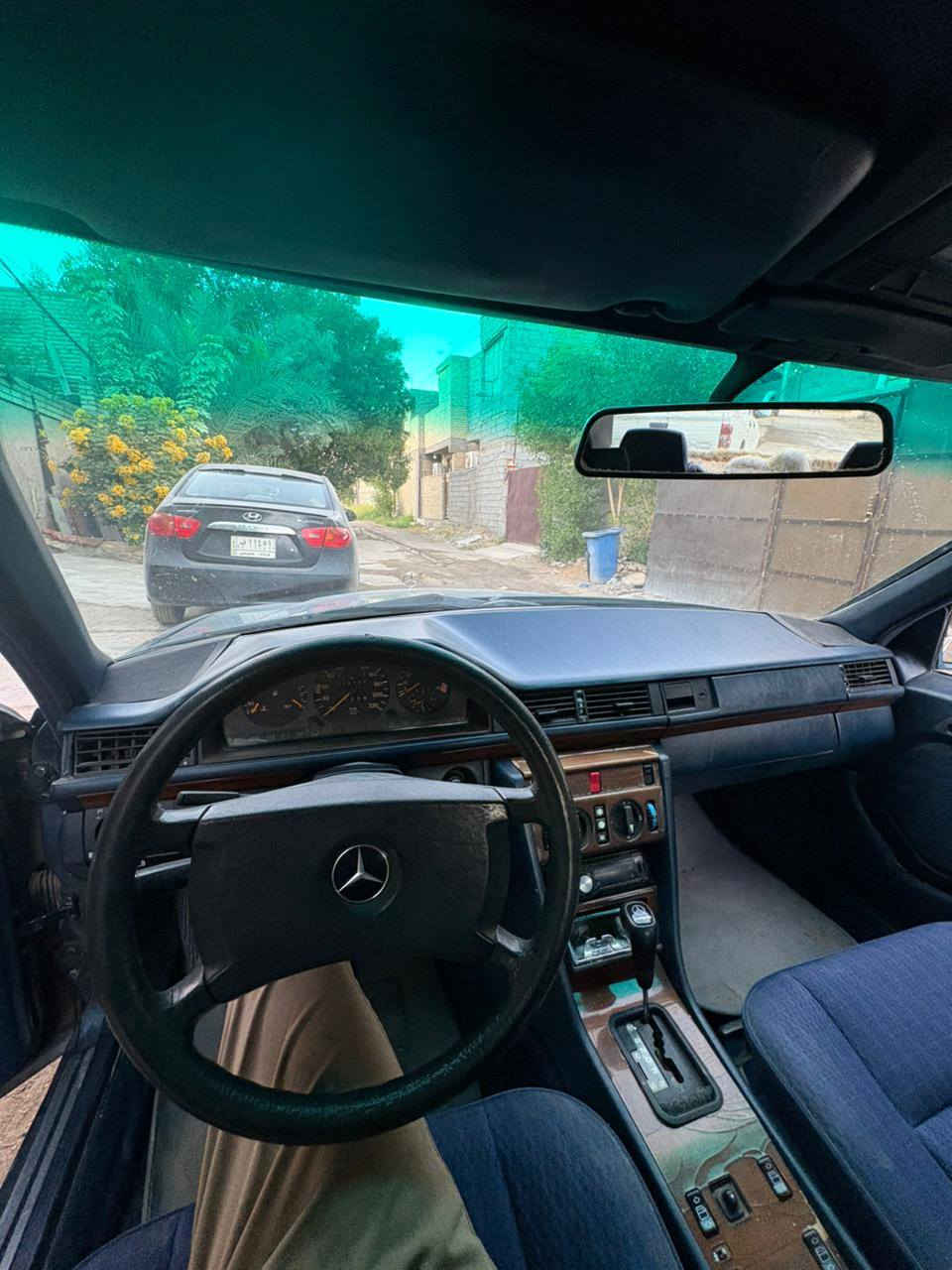 مارسيدس دب موديل ٨٧ بأسمي رقم بغداد مميز للبيع كير ومحرك بطه ثنين ونص تبريد شغال  حدادة جيدة جدا السعر المطلوب ٥٢ ورقه وبيها مجال للاستفسار الاتصال ***********
