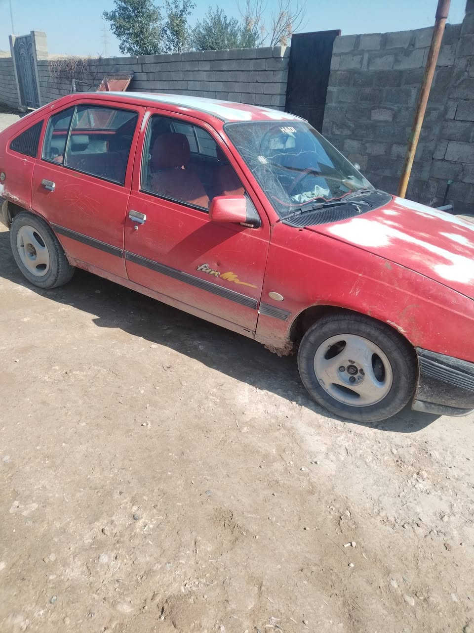 اسلام عليكم سيارةكاديد لبيع ساحب شرعي من تلعفر وكله وتحويل كبون بنزين موجود سيارة كدام عين مكينه بديد صرف كير محرك لوك اسعر 15 وبي مجال رقم تليفون ***********
