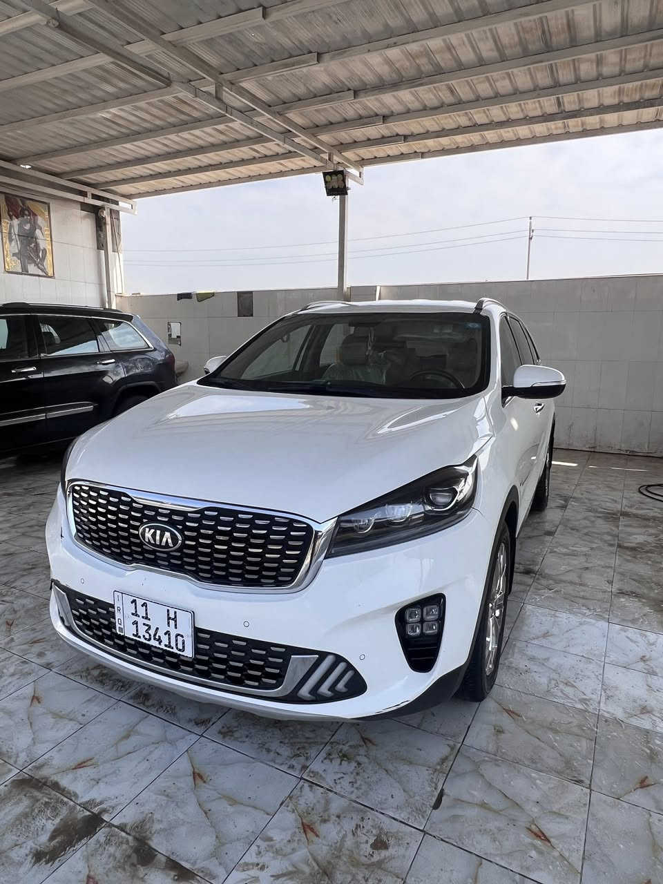 السلام عليكم
سورنتو 2020 رقم بغداد بأسمي رقم هزه سنويه كله جديد حداديه جديده السياره جاهزه من كلشي بيهه صبغ قليل موجود بالصوره والباقي كفاله 
السعر 245$ وبيهه مجال
مكان السياره ميسان العماره
***********
