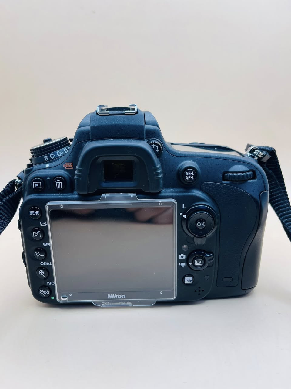 بدي نيكون 610 فول فريم
نضافه 100‎%‎
جنطة
شاحنة
بطاريه
شتر 1k
السعر 680الف سعر نهائي
مكاني ناصريه
متوفر توصيل
للتواصل وتساب او تصال
***********
