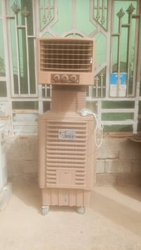 عندي هاي المبرده للبيع وسعر هاذه رقمي استفسار 07713745227