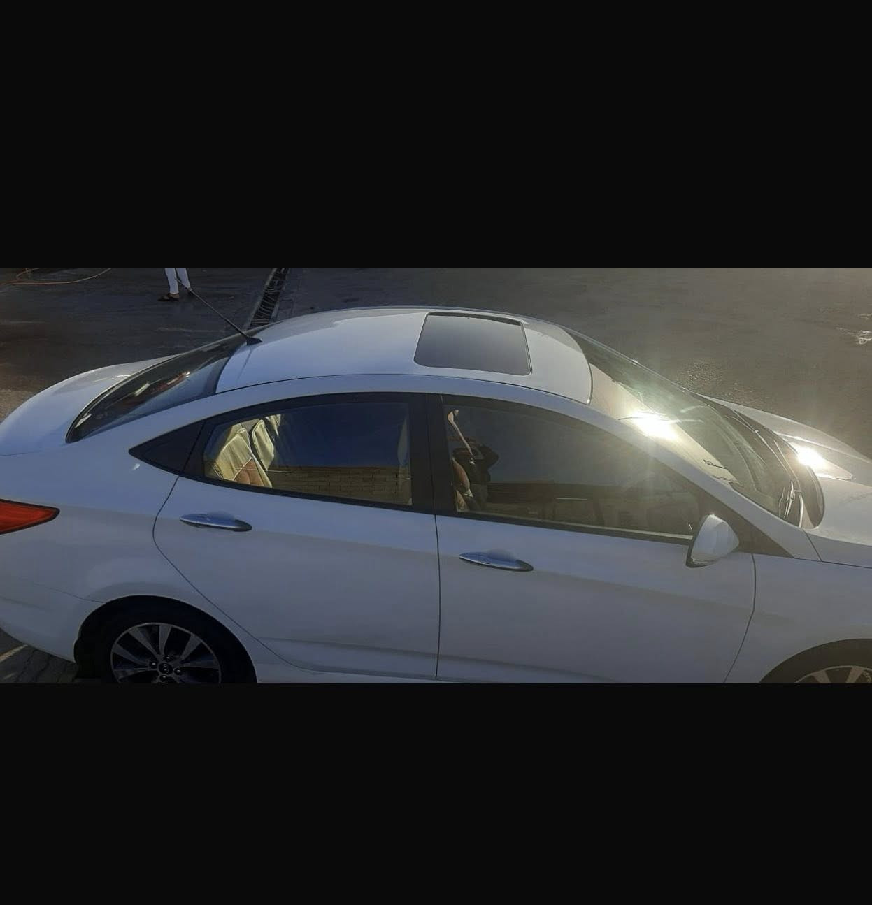 السلام عليكم اكسنت موديل ٢٠١٦ ماشيه١٠٠ صبغ الجاملغ الامامي الايمن الهلال فقط فول مواصفات تحويل ثاني يوم باسمي السعر ١٢٥ بيها مجال محرك كير مكفول مكينه ١٦٠٠تخم تاير السياره جاهزه اتصل ***********
