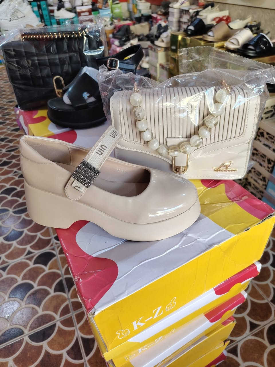 جديد جديد
انواع الجنط الاحذية الراقيه
العنوان مجمع حاتم البدري قضاء الفجر شارع الشطري
واتساب ***********
***********
