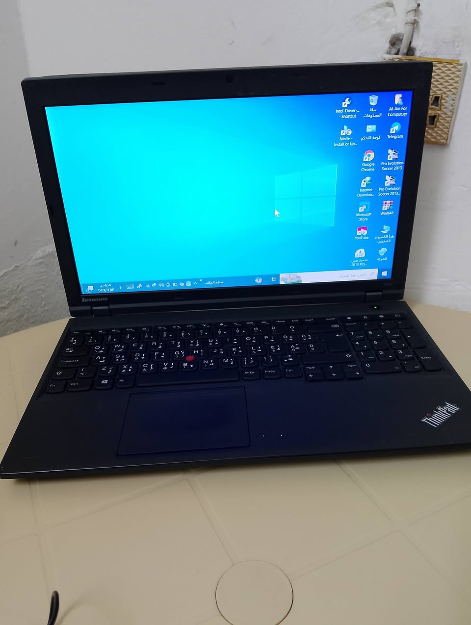 السلام عليكم ورحمة اللة لابتوب للبيع نضيف للتواصل على الواتساب ***********
