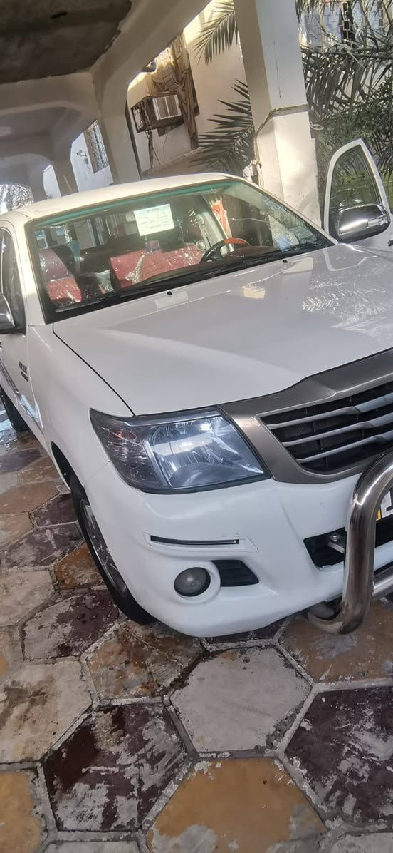 تويوتا هايلوكس 2014 الساير كويتي شاصي19 اوتماتيك السياره جاهزه من كلشي بالكارتون سياره مامتعوبه ع ايدي رقم باسمي السياره جاهزه ع اخر حبايه مابيه اي نقص  الاستفسار    ***********
