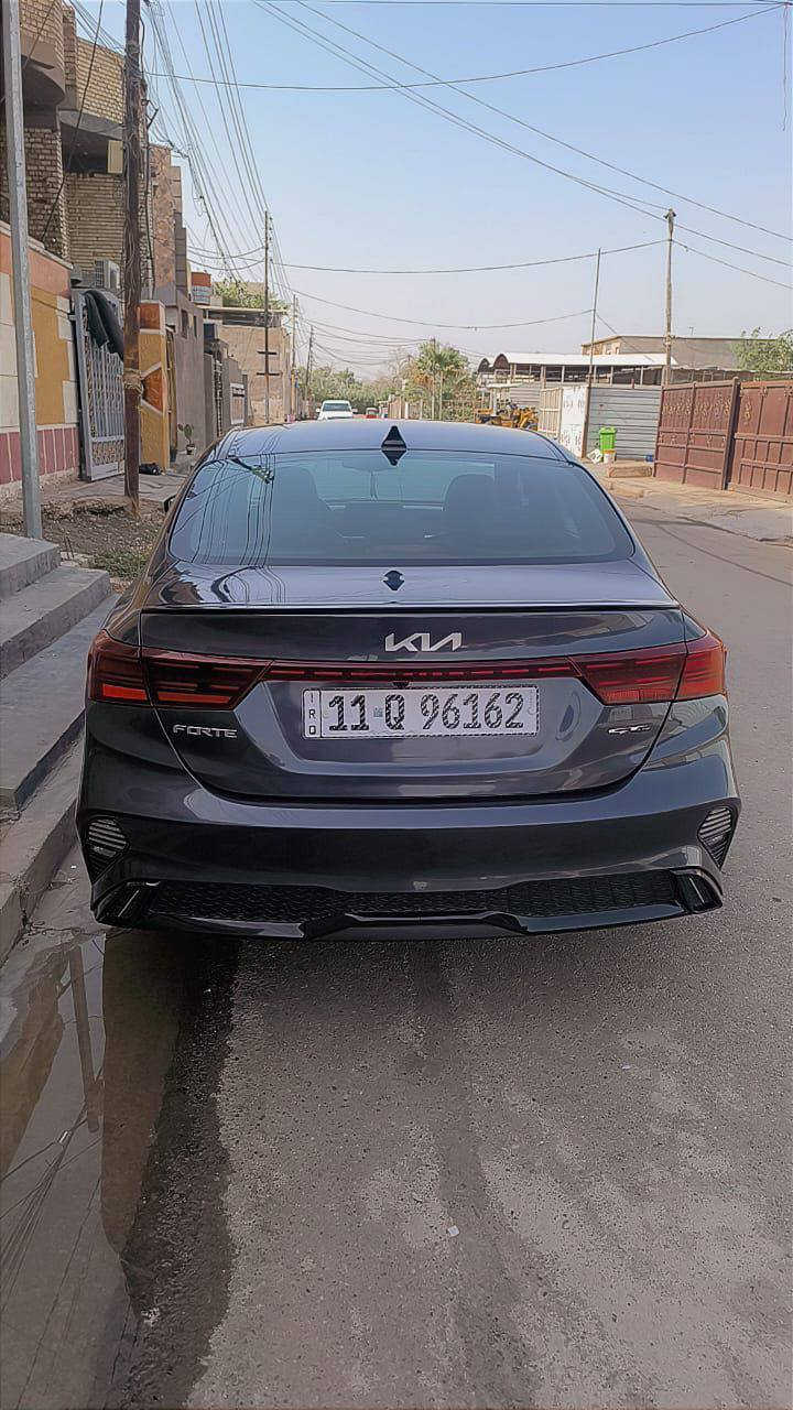 السلام عليكم كيا فورتي موديل  2023 جيتي  لاين رقم بغداد حره بسمي تحويل نفس اليوم  حجم المحرك 2000 دوش المرغوب حادثه جاملق وبنيد السعر 155 مكاني بغداد الاتصال  على الرقمم‏‪***********‬‏

