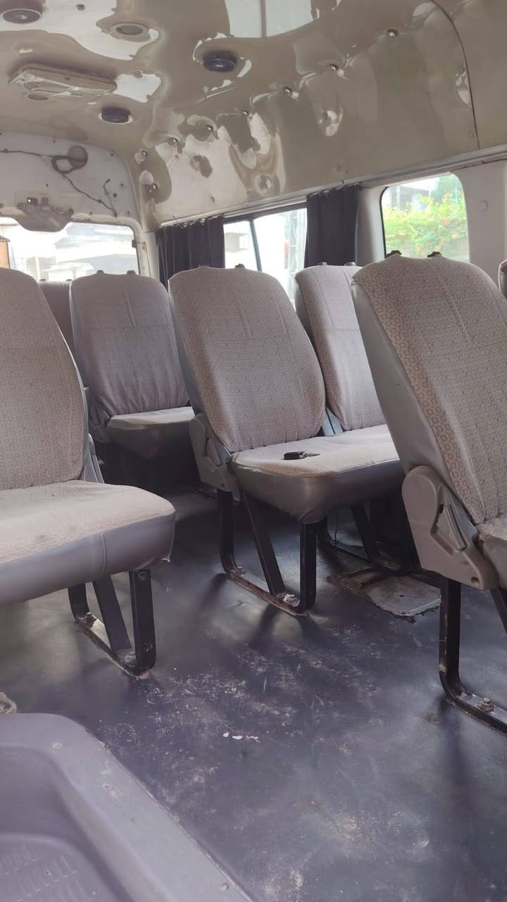 سلام عليكم سياره شيري عاليه مكفوله كفاله ماعده تعمريات دواير كير ومكينه تبريد تخم تاير رقم جديد سنويه تنتهي 2030 راعيه يمي سعر ٩٥ بيه مجال  *********** عنوان بصره
