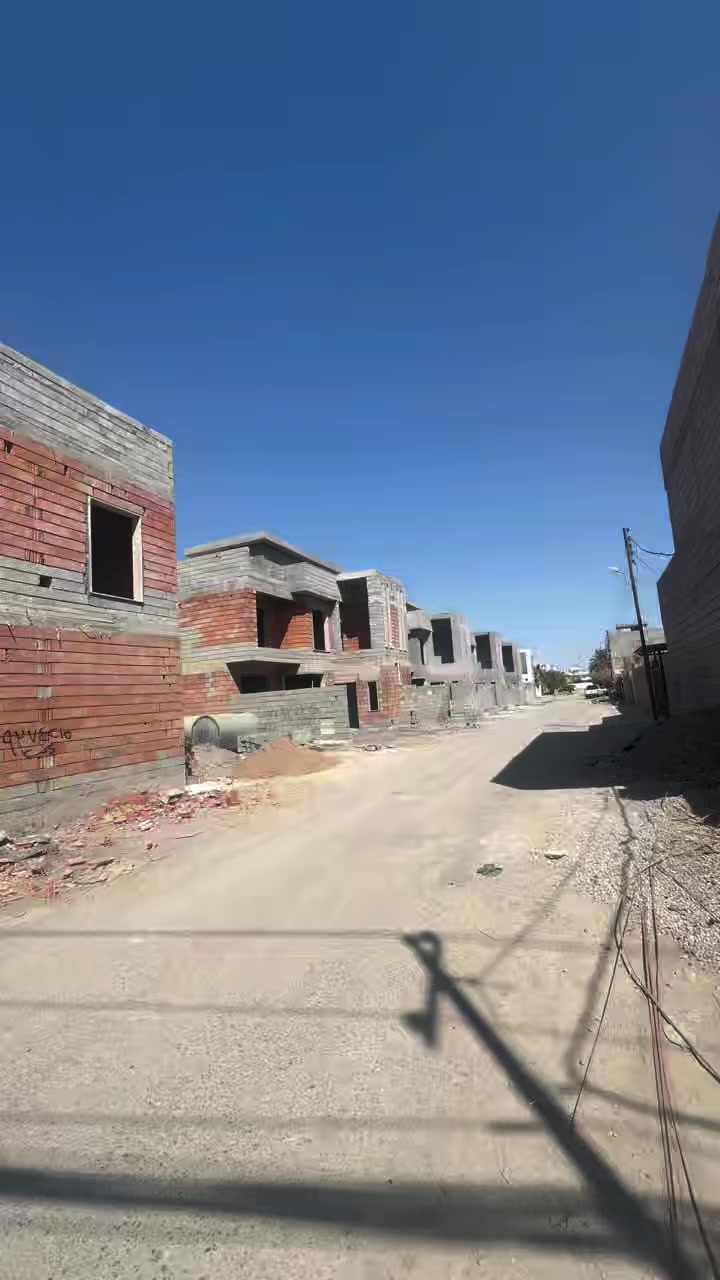 اعلان (295)
فرصة مميزة للسكن والاستثمار 🏡
يتوفر لدينا هيكل للبيع أو تسليم مفتاح حسب الاتفاق
داخل مجمع مودرن ستي ٣ – ساحة الاحتفالات
🔹 المساحات المتوفرة:
▪️ 150 متر مربع
▪️ 200 متر مربع
🔹 مناسب للسكن العائلي والاستثمار
🔹 إمكانية الاتفاق على التسليم المفتاح حسب الطلب
-------------------------
 قناتنا على تيلكرام 📲👇
https://t.me/Azalreal0
للاستفسار الاتصال على الأرقام 📞👇
***********
***********
***********
نستقبل جميع العروض السكنية والتجارية في كافة مناطق كركوك 🏡🏢✨
#AZAL_EMLAK

#ابني_بيتك_عقارات_كركوك_تطوير_عقاري
 #عقارات #عروض #عقار #عقاراتي #عقاراتللبيع #عقارات  #كركوك #عروض #شارع #عقاركركوك #عراقيين #مجمع #تسعين #غرفة #بغداد #بغدادالعراق #عراقيين #عروضات #عروض #كركوك #ايجار #ايجارات #بيوت #شقق #فلل  #دار #دارللبيع #قطر
