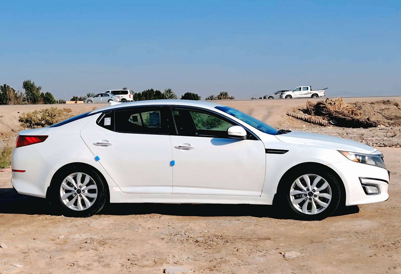 سلام عليكم للبيع كيا اوبتيما 2015 وارد امريكي فوول مواصفات عده الفتحه السياره جديده وجاهزه للاخير السعر 122وبيها مجال ***********
