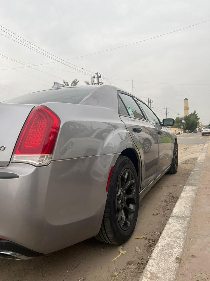 السلام عليكم
أوباما موديل 2018 فئة s
رقم سنويه اربيل متومه شرط حاسبه
فول مواصفات
    •محرك 3600
- بانوراما 
- شاشة Carplay
- كشنات كهرباء
- كشنات تدفئة تبريد
- فول تحكمات ستيرن
- كشنات جلد
- تشغيل عن بعد
- دخول ذكي
- ابواب بصمة
- زوج تايرات جديد شادلها
- السيارة بحالة الوكالة 
- السيارة دخول جديد 
- السيارة كاملة دينار متصرف عليها
- مكان السيارة  بصره
- ⁠السعر 78 وبيه مجال حك الجيه   
- ⁠⁠*********** متوفر واتساب
