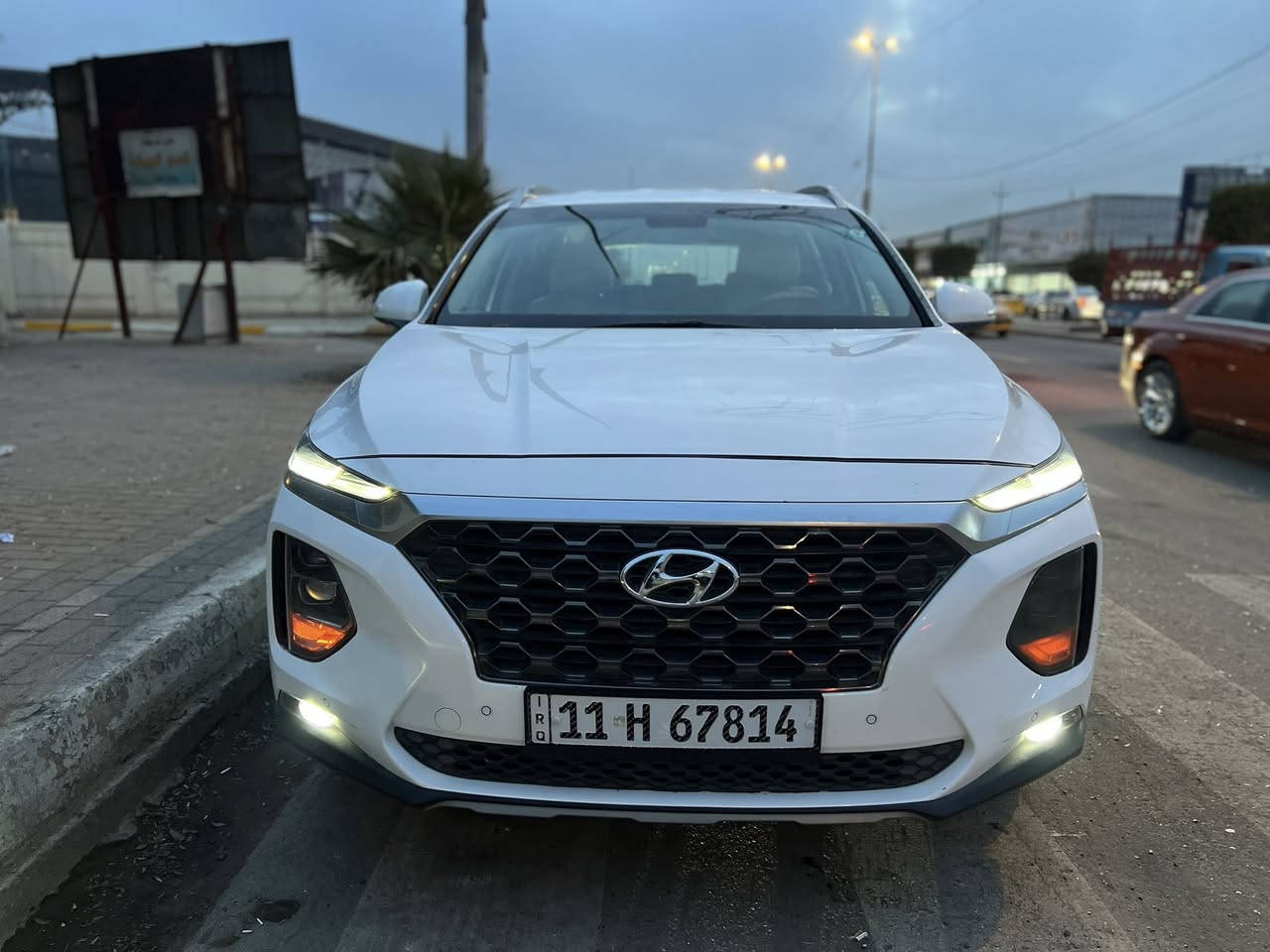 هيونداي سنتافيه 2020 خليجي 🇰🇷
ل🔥 فول مواصفات ما عدا الفتحة
💪 مكينة قوية + قير ناعم
✨ شاشة كبيرة + كاميرا خلفية
🛋️ جلد كهرباء | بصمة تشغيل ودخول
🎮 تحكم كامل بالمقود
❄️ مكيف أمامي وخلفي يبرد نار
🛡️ نظام ثبات + تراكشن كنترول
🚗 سيارة عائلية مريحة، ثابتة، واقتصادية
✅ نظيفة جداً – فحص كامل – جاهزة للاستخدام
25,000 وبيها مجال 
السيارة كلين و مكفولة كفالة عامة 
📞 للتواصل خاص أو اتصال

0781 640 8009
0773 829 9103
