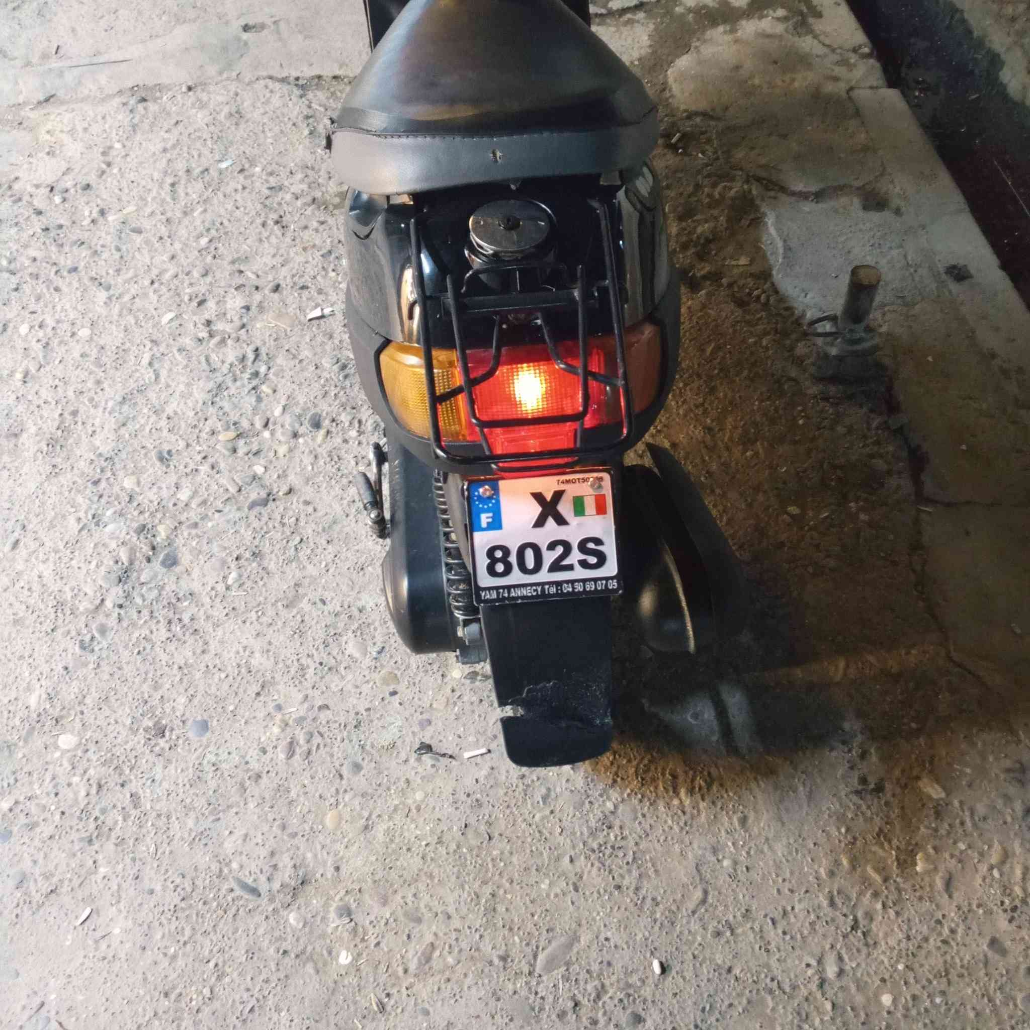 درجه بوتين حديث قفل ويه الجوزه  لايت زنون+سكن ازك لتات الوره كلهم شغالت حته مال رقم المكينه شرط شاصي شرط الكيج شغال+مال بنزين هم الحساس مال سرعه شغال من يعبر ٤٠ يرمش اكسل شرط تيات +ويل جدد المطور شرط جديد سلف شغال /ملاحظة/تجي تشوف ابعينك وتشلع عيوني (السعر 360)وبي مجال قليل ✍️العنوان موصل ايسر حي الكرمه أو شقق الخضراء،***********
