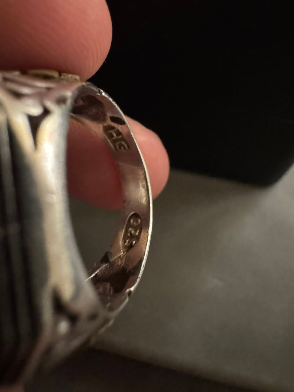 السلام عليكم 
زفير افريقي فضه925 داير نحاس صياغه يدويه 
 السعر 65الف و بي مجال 
مكاني بغداد


**إذا كنت صاحب هذا الإعلان وتريد حذفه لأي سبب، رجاءا أرسل رسالة إلى الدعم الفني**