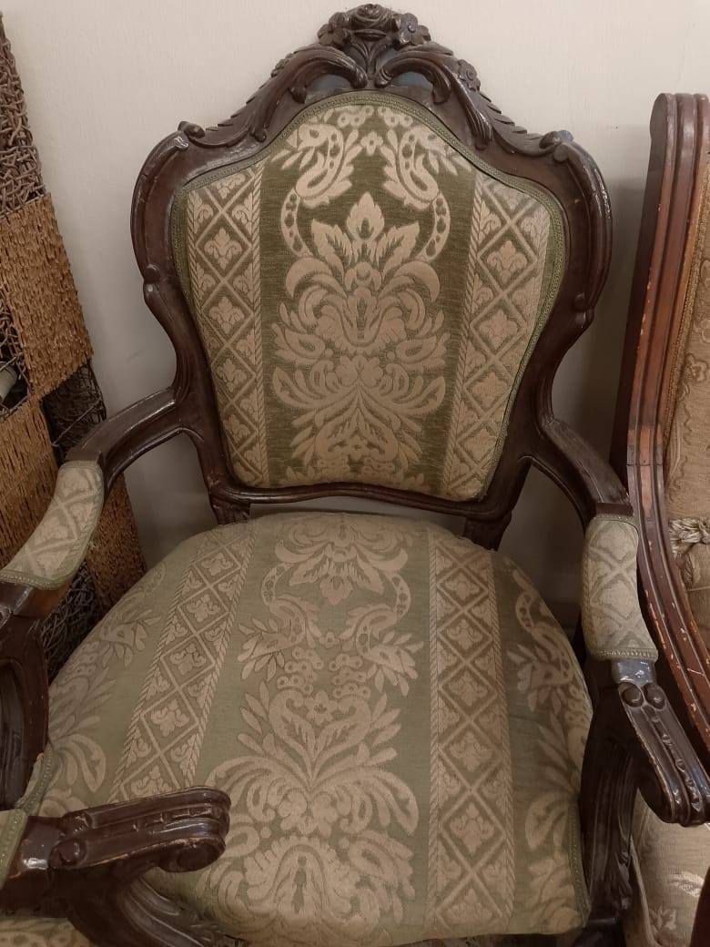 تخم مصري 10مقاعد
المقعد سبرنك 
السعر 250وبي مجال 
***********
