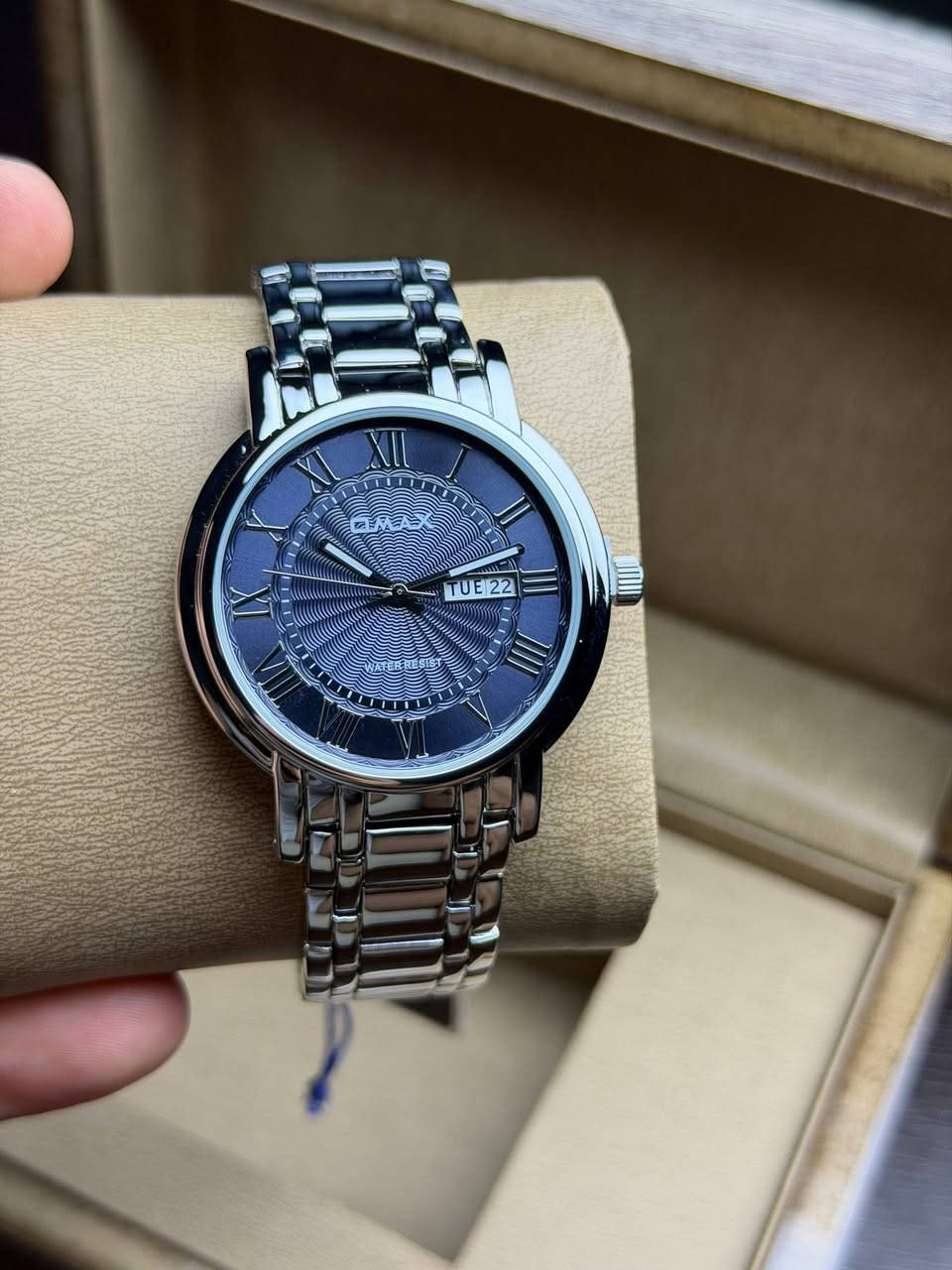 OMAX اصلي
ماكنة ياباني كاملة المرفقات 
نافذ يومي شهري 
اميال لامينوس  
مينا مميزة  3D
ارقام لاتينية 
ستانلس ستيل 
مقاومة للماء 

35 الف على اول تم


**إذا كنت صاحب هذا الإعلان وتريد حذفه لأي سبب، رجاءا أرسل رسالة إلى الدعم الفني**