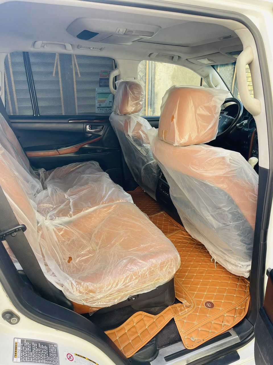 السلام عليكم
لكزز بريم اصلي موديل 2011
سياره جاهزه من كلشي رقم بغداد
أنكليزي سياره بريم فول مواصفات 
داخل مشمشي المرغوب 
تخم تاير مرايات شفط كشنات كهرباء 
تدفئه وتبريد كامرات 5سياره جكات 
5بصمات بيبان حساس خلفي وأمامي 
السياره جديده السعر 340وبيه مجال 
مراوس أو بيع مكان بصرة ياسين خريبط 
الرقم ***********
