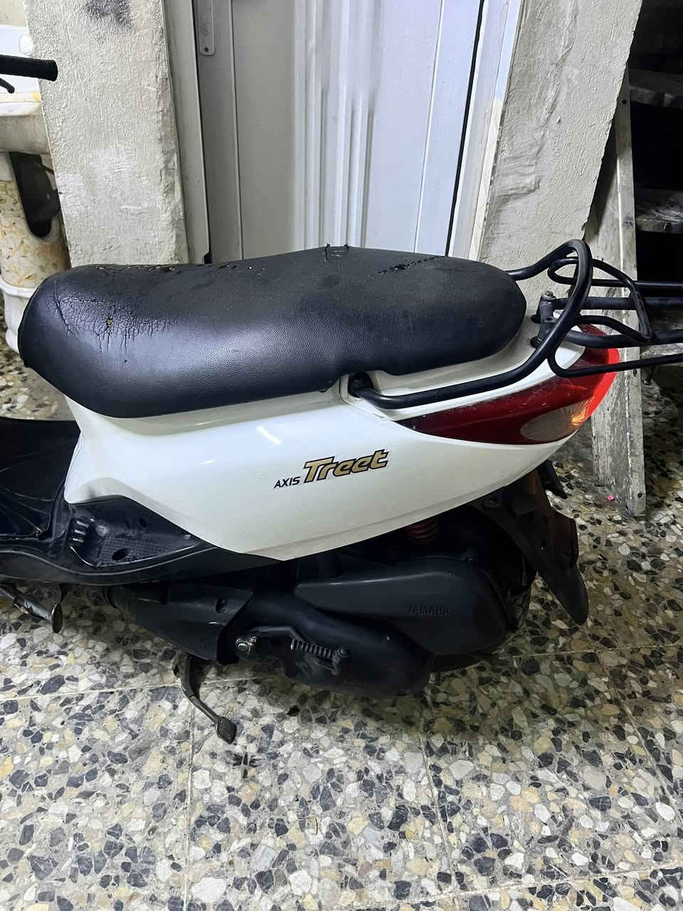 بريز اكزز نوزل سكليتر خطين كله شغاله اي نقص مابيه دراجه جديده لوك السعر ٦٠٠ قفله مكاني بغداد المشتل ***********
