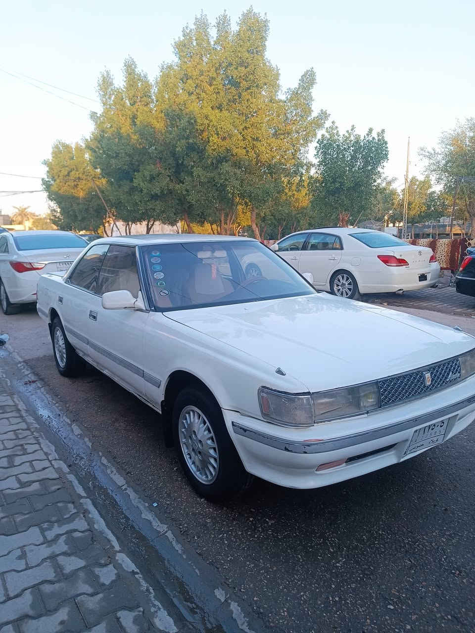 السلام عليكم سيزر بيع او مراوس موديل 89 مكينه ونجي ثانويه 28 السعر 38 العنوان نجف***********
