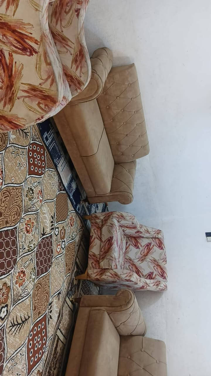 تخم 7مقاعد تزكام وثكيل تكمه جديد كلش اي ضررمابي نضيف جد سعره 180يوجد توصيل داخل كربلاء ***********
