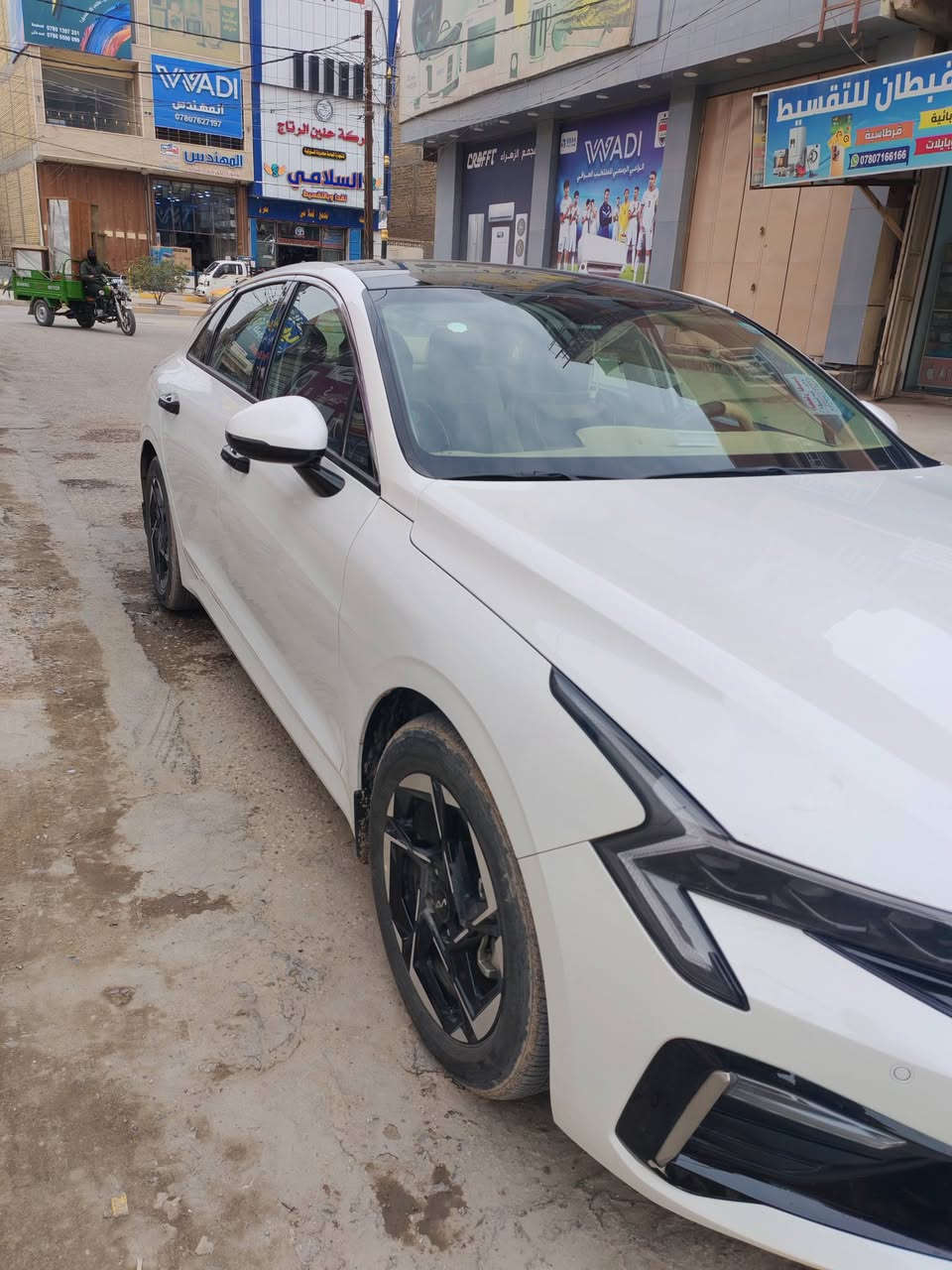 السلام عليكم
للبيع K5. خليجيه
موديل 26 كفاله عامه من الصبغ والتبديل والفتح
السياره بعده بحالة الوكاله ماشيه 13 الف
السياره مكفوله حته من البارد والرصعات
مغلفه ppf
 فول مواصفات
بنوراما
بصمة تشغيل
بصمة ابواب
حساسات اماميه خلفيه
شاشه متصله
درايف فود
كراسي كهرباء
منافذ شحن
نضام البارك
مانع تزحلق
ارضيه مسويله جديده
وبيه اهواي مواصفات
رقم بابل الدولي سنويه وهزه جديده
مكانه بابل مركز الحله
سعره 250 وبيه مجال للشراي 
للاستفسار الاتصال على الرقم
***********
