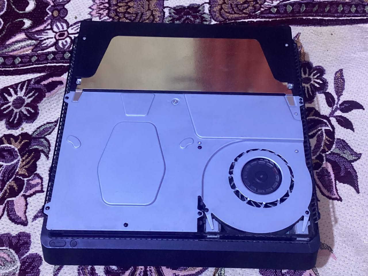 السلام عليكم 
بلي 4 مهكر نضام 12/52 لوك ستيكر ✅
يجي وياك كارتون كيبلات كامل ✅
ويجي ويا 2 جويستك واحد  اصلي مالته وثاني تجاري ✅
توصيل ماعدي مكاني بغداد مدينه الصدر داخل  🚚
سعره 220 وبي مجال بسيط لشراي ✅


**إذا كنت صاحب هذا الإعلان وتريد حذفه لأي سبب، رجاءا أرسل رسالة إلى الدعم الفني**