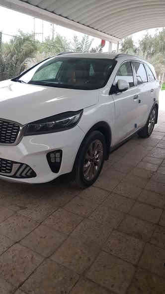 كيا سورنتو 2018 خليجي محرك 3500 كير ثمن نمر سبعه ركاب ثلاث قطع تبريد حساس اطارات حساس امامي وخلفي كامره خلفيه وبردات ابواب خلفيه ترحيب عند الاقترب كشن كهرباء صندوك كهرباء ويل كب 19 سايد بربك دكمه اوتوهولد مانع انزلاق دخول ذكي تشغيل ذكي  مري كهرباء لايت و بك لايت زنون السيارة بأسمي سنوية 2029 سعر 190 ورقه و بيه مجال مكان السياره مركز الناصريه ملاحظ السياره مبدل بيه بنيد و جاملغ و بابين مكفوله اريرباك و شواصي و لغود يعني الضربه بس من برى 
رقم الهاتف ***********
