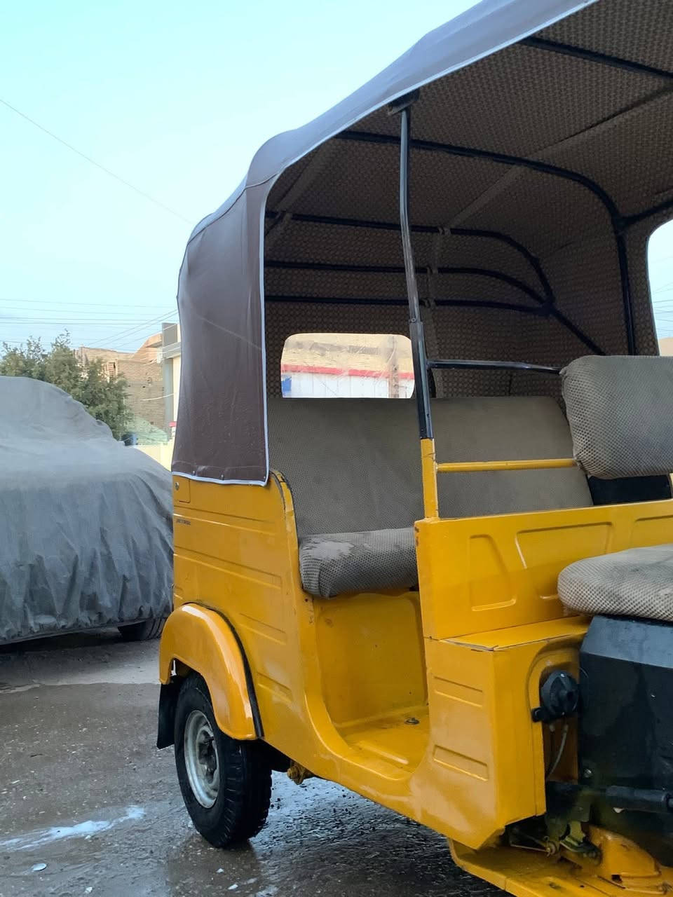 باجاج 2018 شهر ٥بس إخياسات امسويهة مابيهة صبغ بلادية رايدهة ٦٢٥٠للاستفسار *********** مكاني بغداد العبيدي حي الرئاسة
