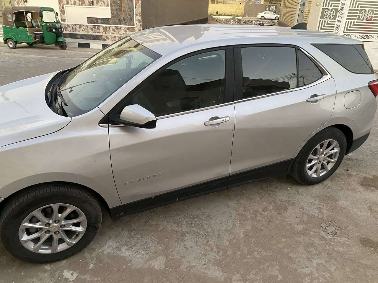 السلام عليكم

شوفروليت اكوينكس LT
موديل 2021
لون فضي 
ماشية90000 قابل للزيادة
محرك 1500تيربو
حادثهة بنيد ودعامية 
فول تحكم 
مواصفات
شاشه كبيره تدعم كاربلي
حساسات امامي خلفي
تحكم ستيرن 
نظام قياده ذاتي كروس سرعه
تبريد قطعتين
رادار عدم اصطدام 
وباقي المواصفات المعروفه 
رقم ميسان 
مكاني ميسان
السعر (150)ورقة وبيه مجال 

رقم التلفون:
‏‭0770 016 9993‬
