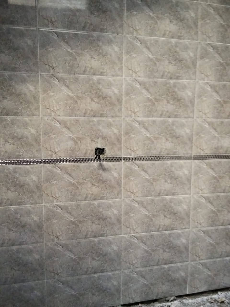 ابو فراس لتطبيق كاشي سرميك بوسرين ***********
