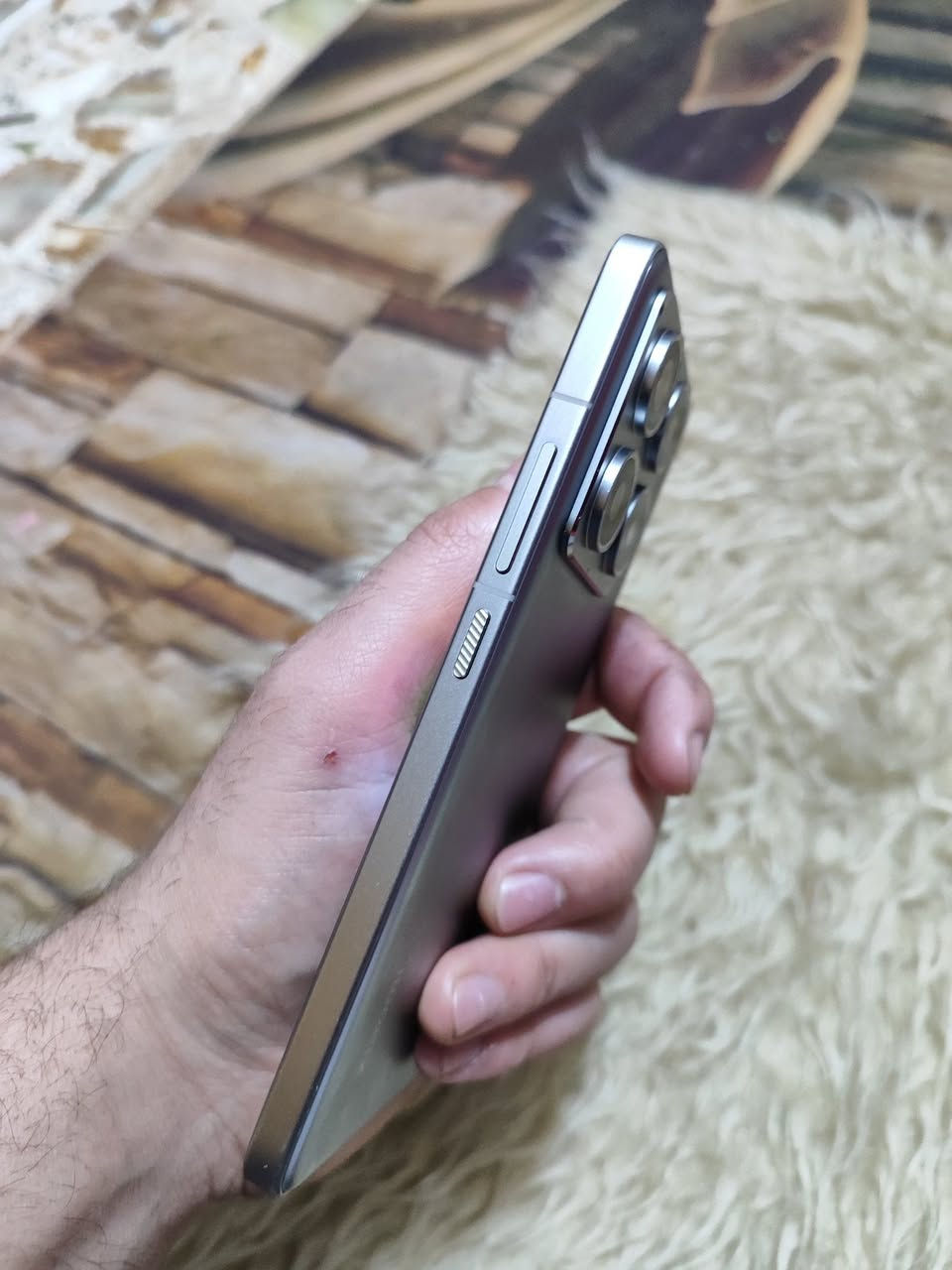 رمضان كريم اخواني جهاز شاومي 14T pro مكفول كفاله عامه نضيف جدا ذاكره 512 12+12 معروفه مواصفاته جميع الالعاب 120فريم وشاشه 144 هرتز اخواني جهاز بدون ملحقات فقط جهاز انتبه تاخذه من بيتي اي شكال اني حاضر للبيع بسعر 450 الف وبي مجال حق كروتك فقط مكاني بغداد مدينه الصدر توصيل ماعندي للاستفسار خاص او وات ساب ***********
