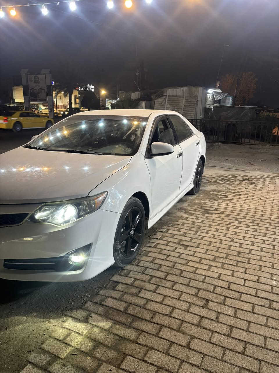 السلام عليكم من رخصت الادمن
تويوتا كامري 2014 للبيع لون ابيض محرك 2500 حادثه باب السايق وجاملغ خلفي بدون مواصفات سياره عميه  كشن سايق كهربائي وسياره حلوه ونظيفه وسويله ادامه 

(تخم تاير دهن دسكات ادامه كامله ) وهذا سونار موحود كدامكم 

السعر 130وبيه مجال للطيبين 

مكاني بغدادالحبيبيه

***********
