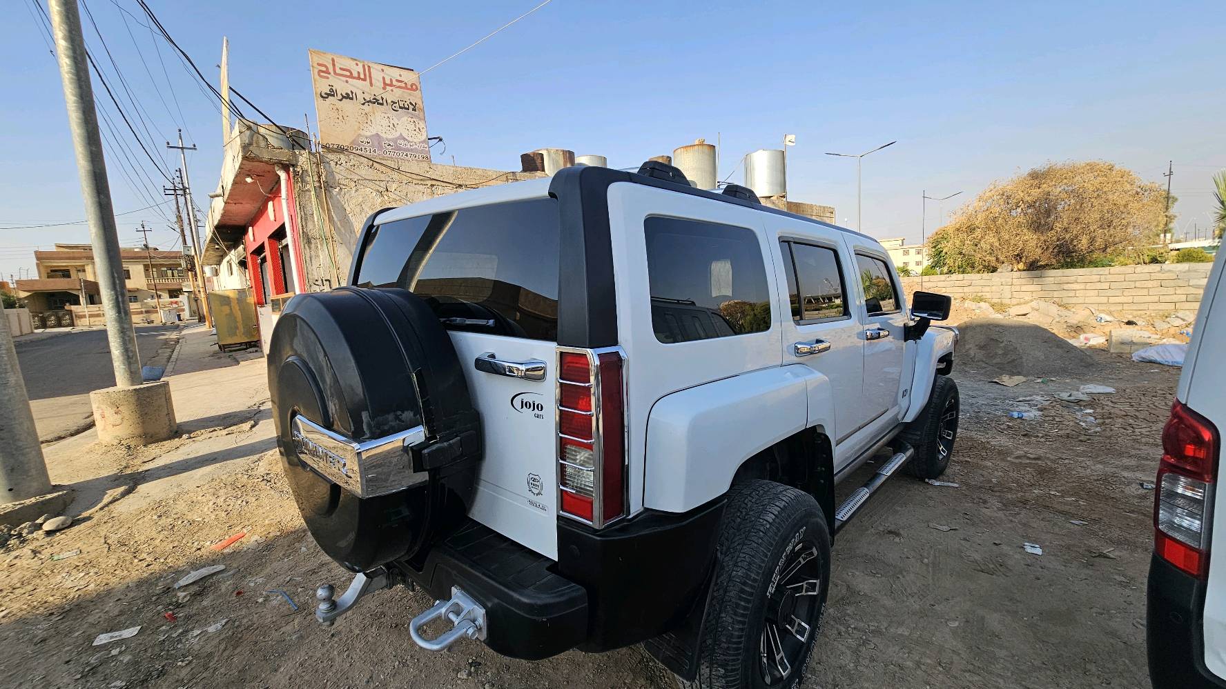 همر h3  سعر ١١٠موديل  ٢٠٠٧ رقم نينوى شرط التحويل هزه جديده ضرر ٣ قطع فتحة بالسقف شاشه وكامره خلفيه  سياره حلوه ونظيفة ترهم مراوس حسب القناعه 