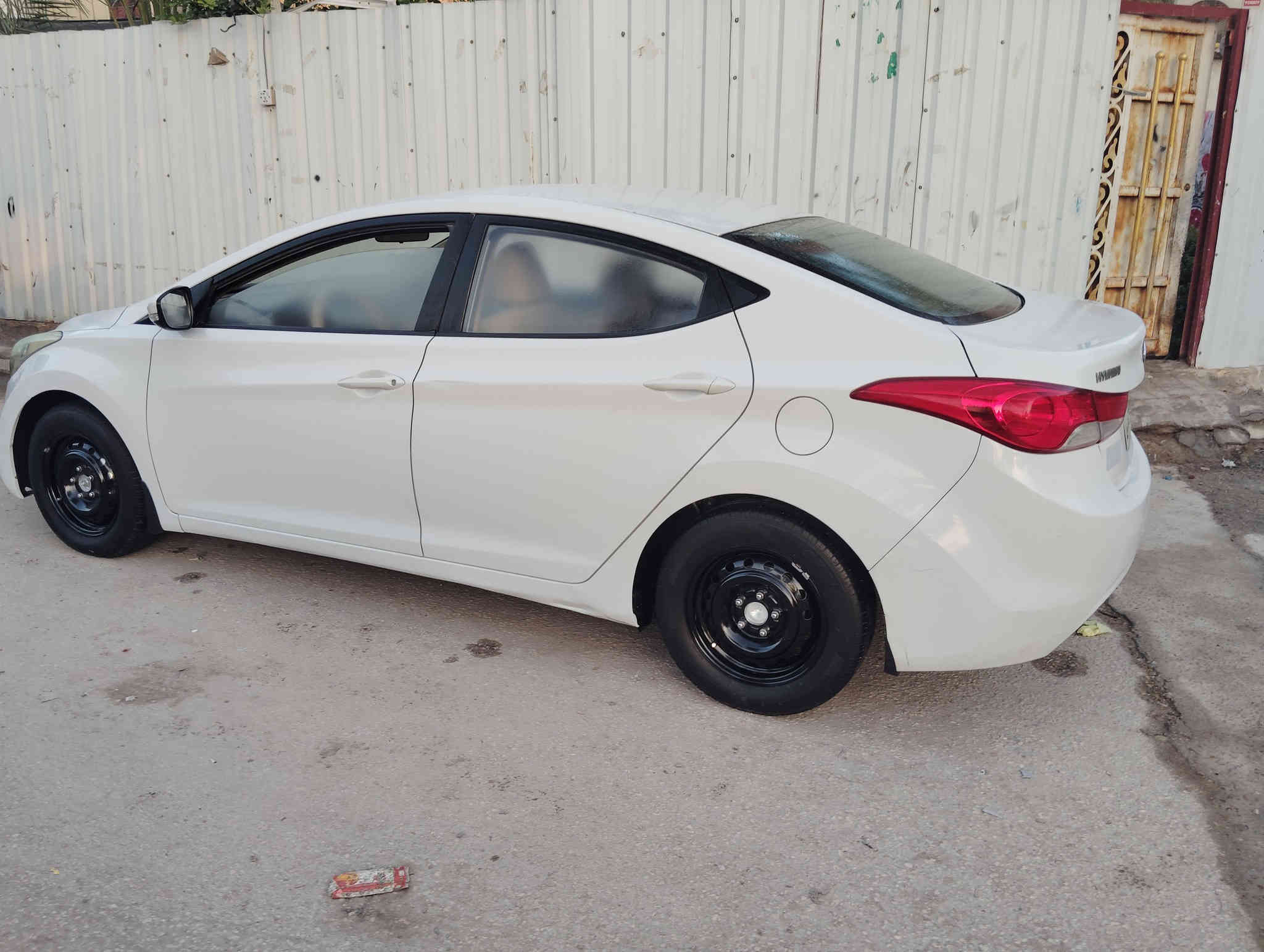 النترا خليجي موديل 2011 رقم اربيل الماني السياره بيها شيرين صبغ بطرف البنيد فقد الباقي كفاله من صبغ وتبديل وبارد جاهزه السياره كير محرك تبريد ثلج🥶 حداديه تمام  ماعايزه كلشي السياره جديده وترابها كلش حلو وصفاحه موس بلا جلوخ
ولا شخوط السياره أحله من الصور 
محرك 1800  جيد 💢. شاشة 💢
السعر المطلوب ((  109 $ )) بيها مجال للشراي للاستفسار الاتصال على الرقم *********** ( تراهم مراوس حسب القناعه)
