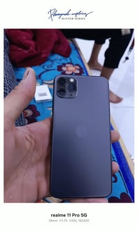 آيفون ١١ برو ماكس • ٢٥٦ • بطاريه ٧٤
