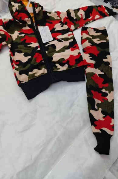 تراك ولادي مبطن درجه اولى 😍😍

يلبس من عمر اشهر لحد عمر سنتين 🌸🌸

سعر الدرزن 24 الف دينار عراقي 🔥 🔥 🔥 
يوجد توصيل لكافة مناطق ومحافظات العراق 
للاستفسار المراسلة والاتصال على الرقم 
📞***********

📍النجف الاشرف  خان مخضر مجمع خلف علاء دوش
قناة الواتساب 
https://chat.whatsapp.com/BgPYidUSSWz8cXZlSauPVV?mode=ems_copy_t 

قناة التلي كرام
https://t.me/Alialdur98
