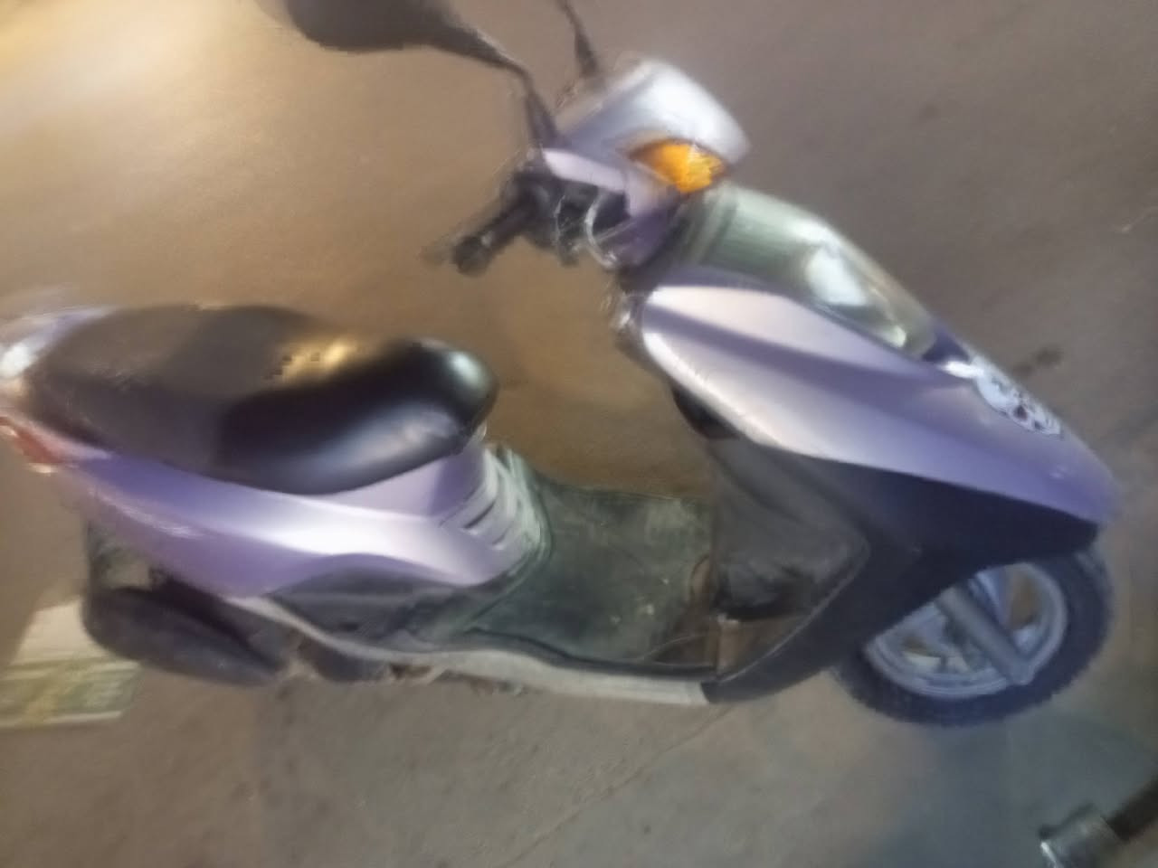 سلام عليكم بريز كلشي بلادي اكفلك مكينه دراجه نضيفه حيل مال جنأي كله شغال كهربائيات سلف هندر اشاير لايت عالي ناصي مكاني بغداد الجوادين مال شعله السعر 500 وبيهه مجال ***********
