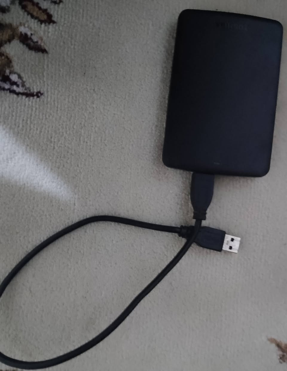 هارد ديسك خارجي توشيبا مستعمل نضيف عدد الالعاب 55 لعبة GTA5 و Minecraft FIFA 2019 و God of War  ثلاث اجزاء  مع جزء كبير من الالعاب المشهورة للتواصل واتساب ***********
